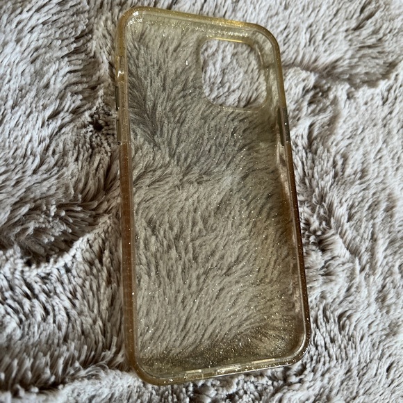 5 iPhone 12 Case bundle 🤩 - Picture 10 of 14